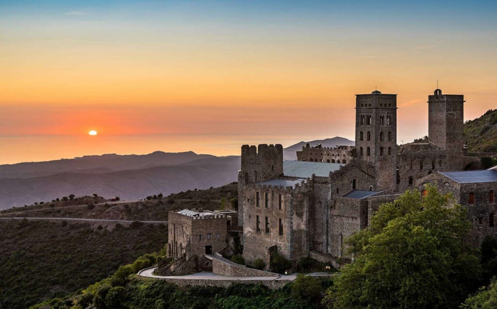 descubre la historia de sant marti de empuries un viaje medieval hacia el pasado