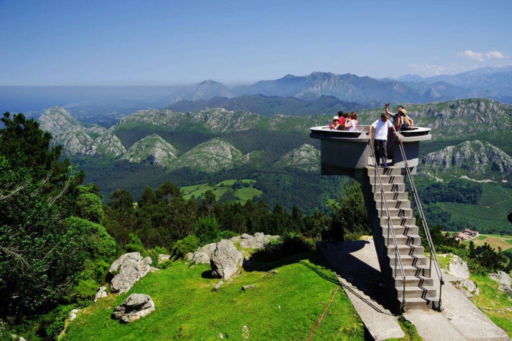 descubre las mejores vistas panoramicas en los picos de europa 1