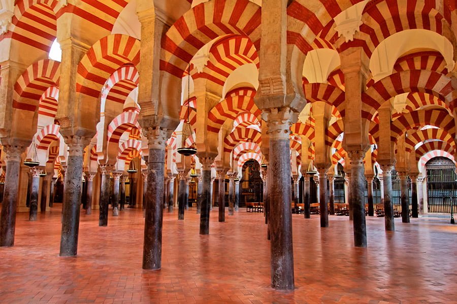 las influencias de los monumentos en la identidad espanola